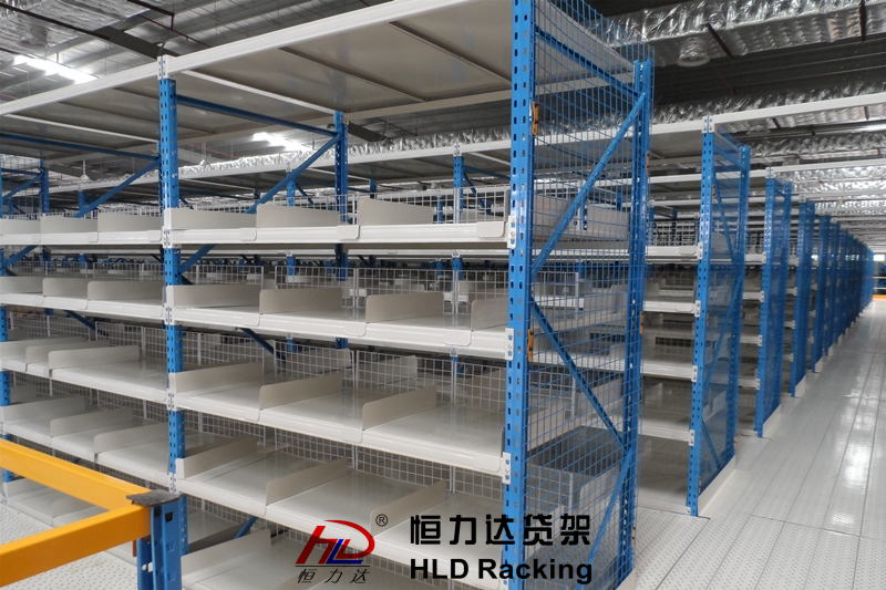 搁板式货架 搁板式货架